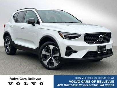 Used 2025 Volvo XC40 B5 Plus w/ Protection Package Premier