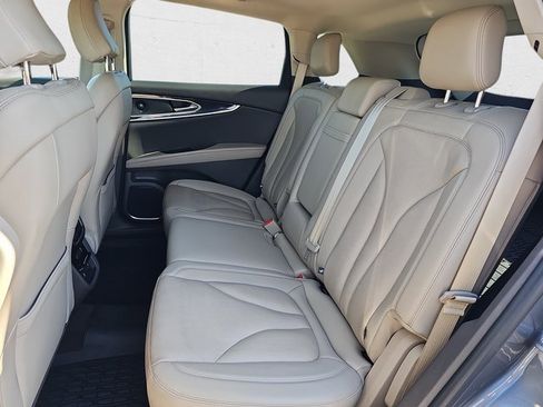 Used 2022 Lincoln Nautilus Reserve w/ Equipment Group 201A image 14