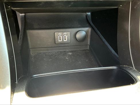 Used 2019 Ford Fusion SE image 33