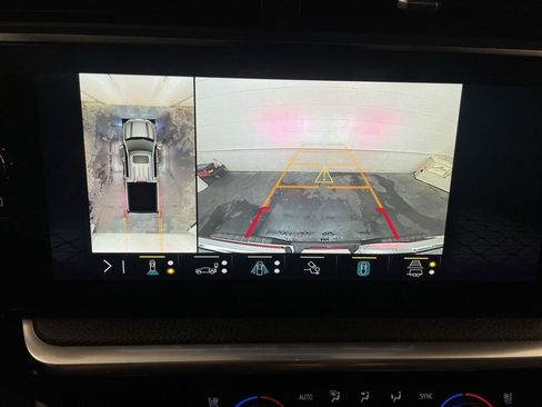 Used 2023 GMC Sierra 1500 Denali w/ Denali Reserve Package image 9