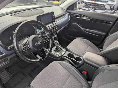 Used 2021 Kia Seltos S AWD/4WD image 13