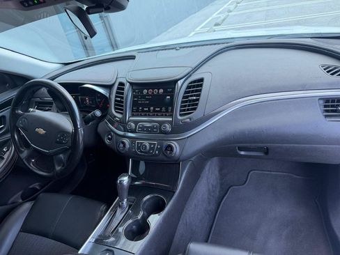 Used 2020 Chevrolet Impala LT FWD image 18