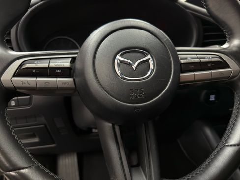 Used 2021 MAZDA MAZDA3 s image 18