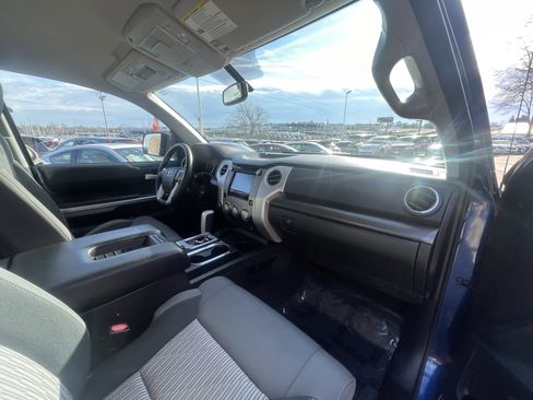 Used 2014 Toyota Tundra SR image 12