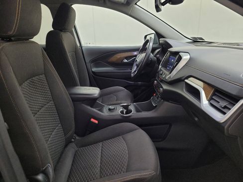 Used 2020 GMC Terrain SLE FWD image 21