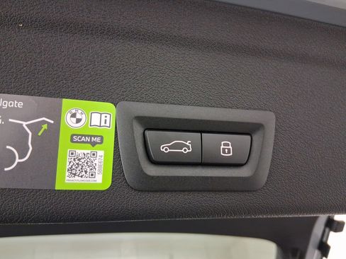 New 2026 BMW X6 xDrive40i w/ Executive Package image 17