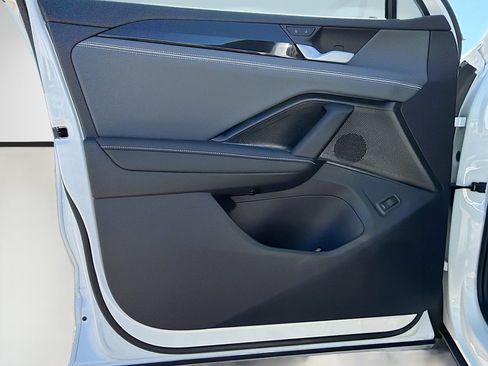 New 2026 Volkswagen Tiguan SEL R-Line image 22