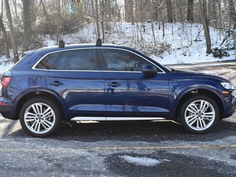 Used 2020 Audi Q5 2.0T Premium Plus w/ Premium Plus Package image 10