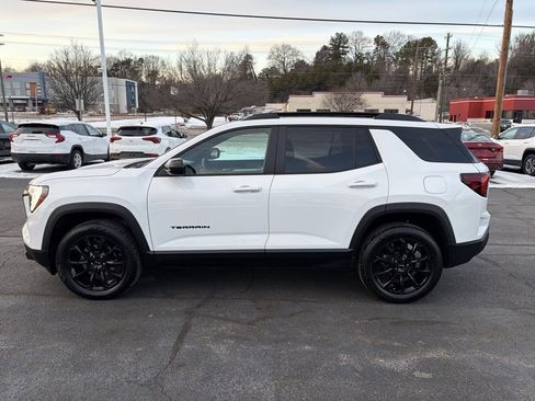 Used 2026 GMC Terrain Elevation w/ Black Edition image 4