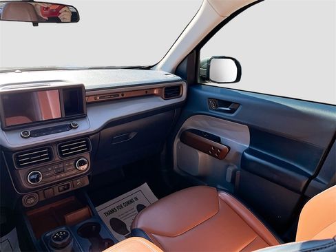 Used 2022 Ford Maverick Lariat image 23