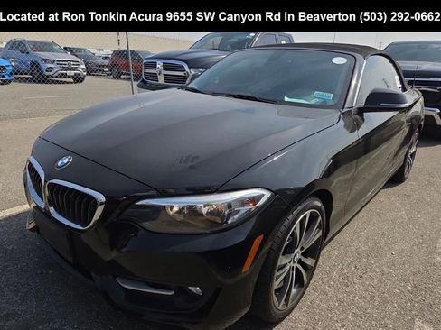 Used 2016 BMW 228i Convertible image 3