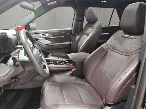 Certified 2026 Ford Explorer Platinum w/ LUX Leather Package AWD/4WD image 12