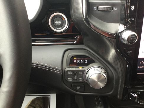 New 2026 RAM 1500 Limited AWD/4WD image 18