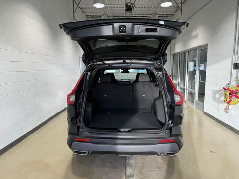 Used 2025 Honda CR-V Sport image 13