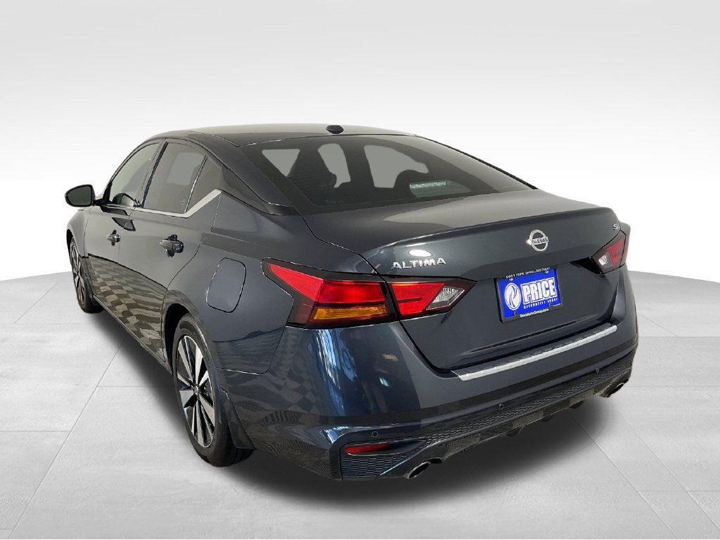 Used 2022 Nissan Altima 2.5 SL FWD image 7