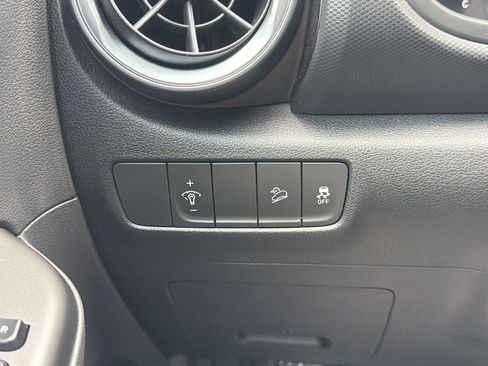 Used 2023 Hyundai Kona SEL FWD image 23