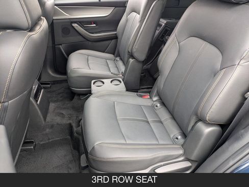 Used 2024 MAZDA CX-90 Plug-In Hybrid w/ Preferred AWD/4WD image 17