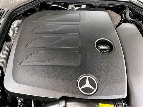 Used 2021 Mercedes-Benz C 300 Sedan w/ Premium Package image 31