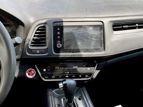 Used 2020 Honda HR-V EX image 32