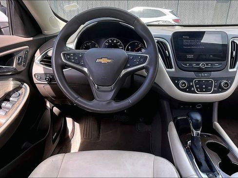 Used 2024 Chevrolet Malibu LT FWD image 8