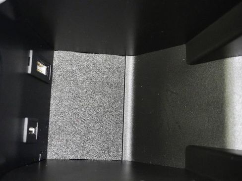 Used 2014 Mercedes-Benz CLA 250 4MATIC image 29