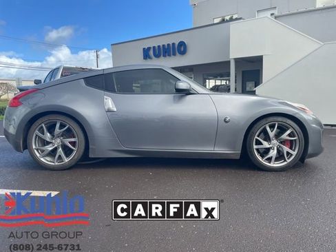 Used 2014 Nissan 370Z Touring w/ Sport Package image 2