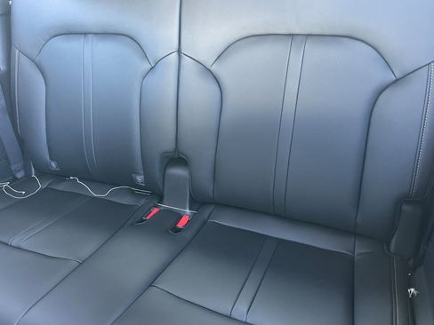 New 2026 MAZDA CX-90 Plug-In Hybrid w/ Preferred image 17