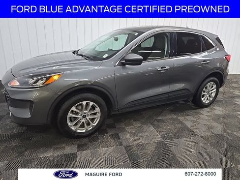 Certified 2022 Ford Escape SE w/ Cold Weather Package AWD/4WD image 8