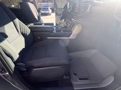 Used 2022 Toyota Tundra SR5 image 29