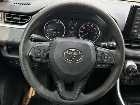 Used 2022 Toyota RAV4 XLE w/ Convenience Package AWD/4WD image 14