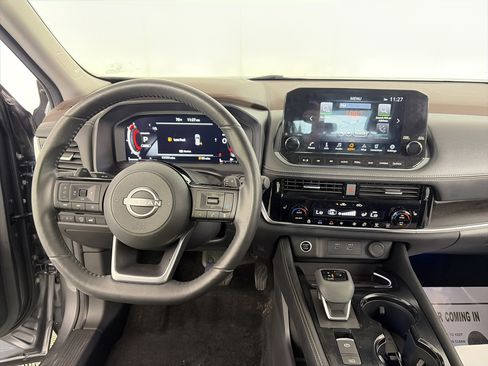 Certified 2023 Nissan Rogue Platinum w/ Platinum Premium Package AWD/4WD image 3