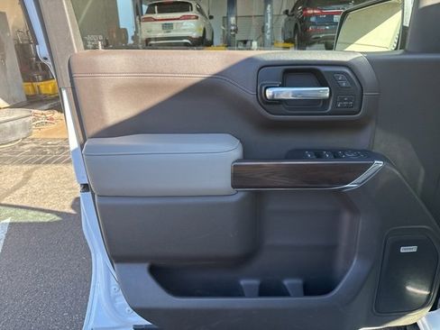 Used 2022 GMC Sierra 1500 SLT w/ SLT Premium Plus Package image 13