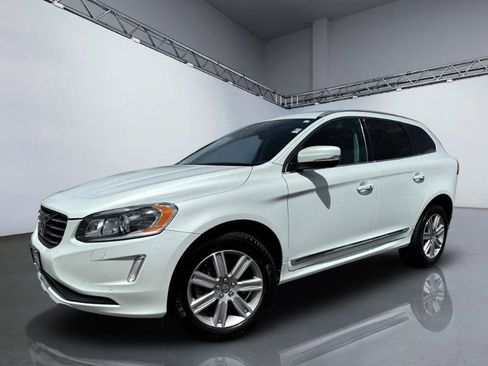 Used 2017 Volvo XC60 T5 Inscription w/ Preferred Option Package AWD/4WD image 28