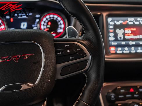 Used 2021 Dodge Challenger SRT Hellcat image 32