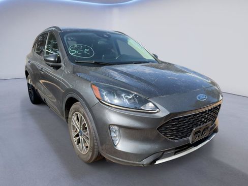 Used 2020 Ford Escape SEL FWD image 2