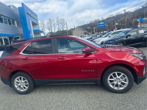 Used 2022 Chevrolet Equinox LT image 7