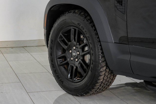 Used 2023 Land Rover Defender 130 S AWD/4WD image 61