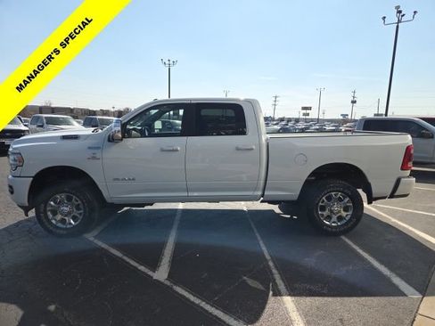 Used 2024 RAM 2500 Laramie AWD/4WD image 1