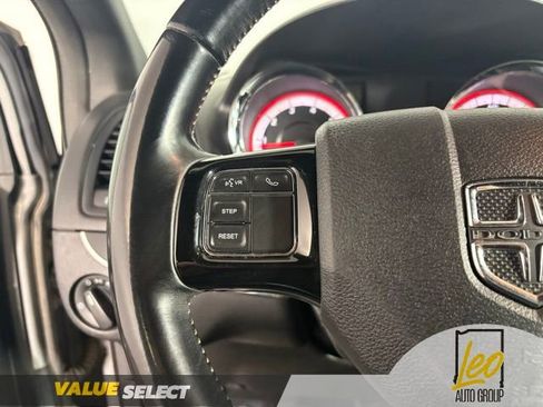 Used 2017 Dodge Grand Caravan SE image 15