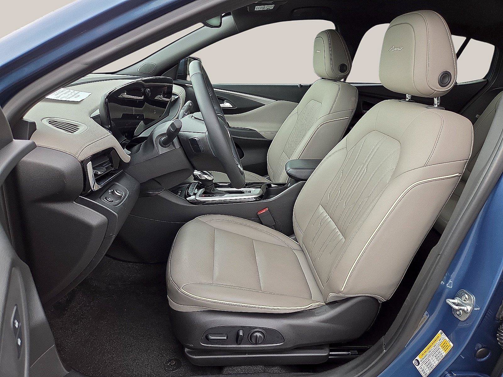 Used 2025 Buick Envista Sport Touring FWD image 16