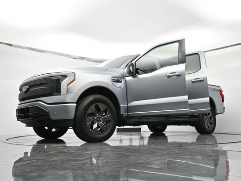 New 2025 Ford F150 Lightning Flash AWD/4WD image 50