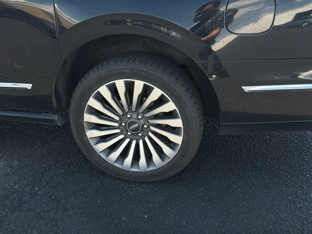 Used 2020 Lincoln Navigator L Reserve w/ Luxury Package AWD/4WD image 4