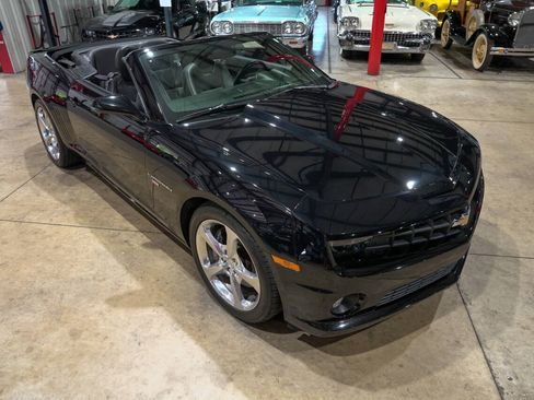 Used 2013 Chevrolet Camaro SS w/ RS Package RWD image 14