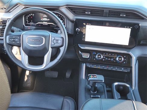 Used 2024 GMC Sierra 1500 Denali w/ Denali Reserve Package image 27