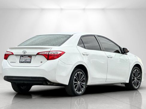 Used 2014 Toyota Corolla S image 3