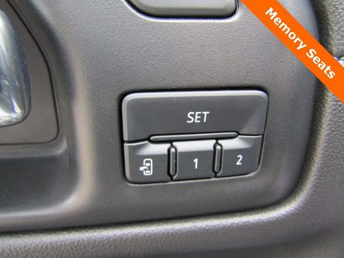 Used 2022 Chevrolet Silverado 1500 LTZ w/ LTZ Premium Package image 6