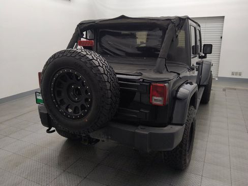 Used 2014 Jeep Wrangler Unlimited Rubicon w/ Max Tow Package image 7