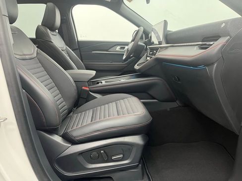 New 2026 Ford Explorer ST-Line w/ ST-Line Street Pack image 28