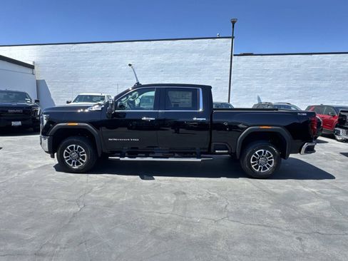 New 2026 GMC Sierra 2500 SLT w/ Max Trailering Package AWD/4WD image 8