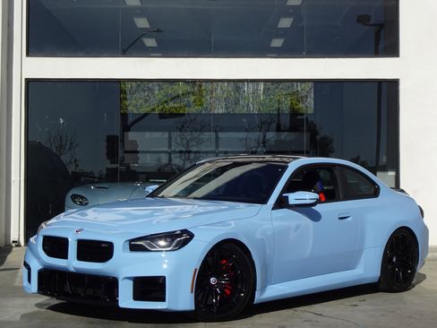Used 2023 BMW M2 w/ Lighting Package image 11